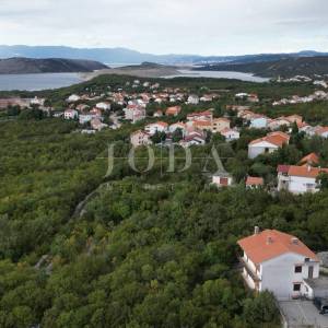 Kuća 1.red do mora