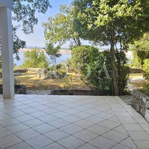 Kuća iznad plaže