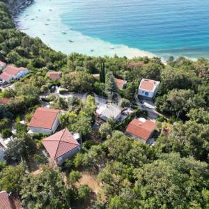 Kuća iznad plaže