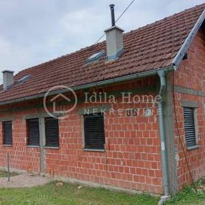 Kuća: Karlovac/Skakavac, Prizemnica, 66m2