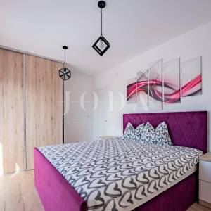 Kuća mediteranskog stila s bazenom, okolica Dobrinja - otok Krk