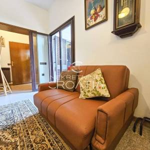 KUĆA NA BRIJEGU, PEŠĆENICA VINIČKA