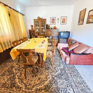 KUĆA NA BRIJEGU, PEŠĆENICA VINIČKA