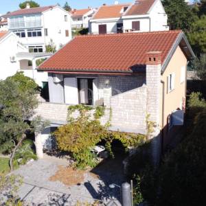 Kuća na izvanrednoj lokaciji - grad Krk