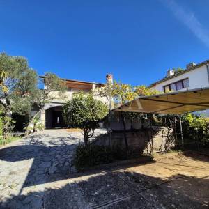 Kuća na izvanrednoj lokaciji - grad Krk