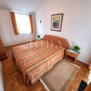 Kuća na TOP lokaciji, blizu mora - Malinska