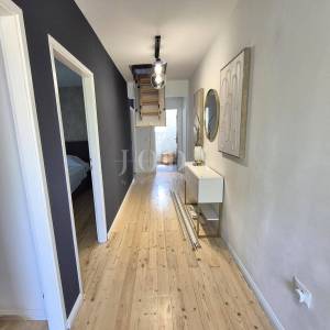 Kuća s bazenom u fazi renovacije, otok Krk