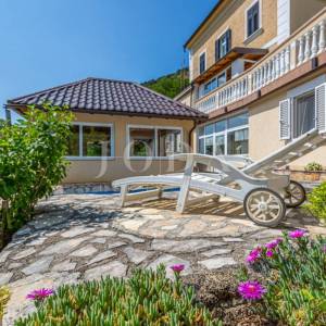 Kuća sa 4000m2 zemljišta