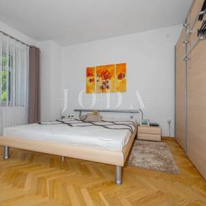 Kuća sa 4000m2 zemljišta