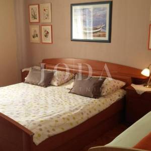 Kuća sa 5 apartmana