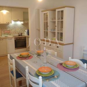 Kuća sa 5 apartmana