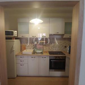 Kuća sa 5 apartmana