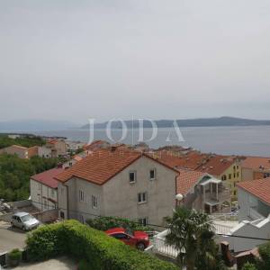 Kuća sa 6 apartmana i bazenom