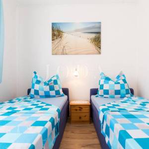 Kuća sa 6 apartmana i bazenom