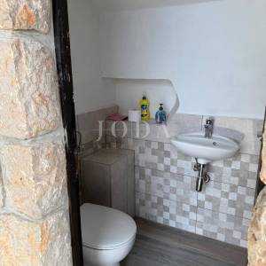 KUĆA SA OTVORENIM POGLEDOM NA MORE