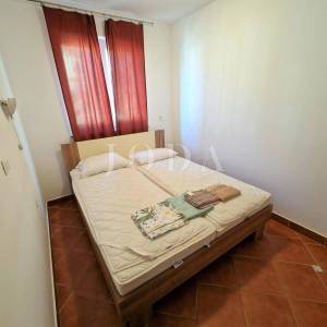 Kuća u nizu s dva apartmana - okolica Malinske, otok Krk