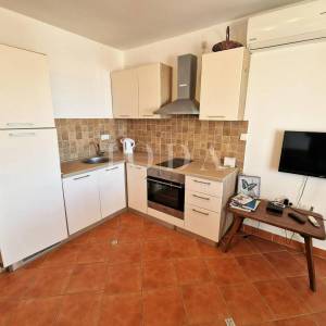 Kuća u nizu s dva apartmana - okolica Malinske, otok Krk