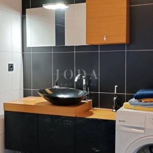Labin, kuća sa tri stambene jedinice u starogradskoj jezgri