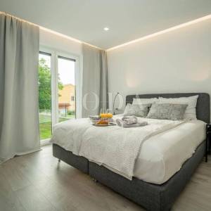 Labin, luksuzna Villa sa grijanim bazenom