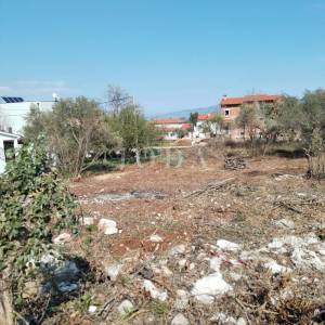 Labin, okolica, građevinsko zemljište na traženoj lokaciji