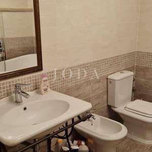 Labin, okolica, kamena kuća sa bazenom