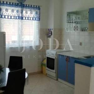 Labin, okolica, kuća sa šest apartmana i pogledom na more