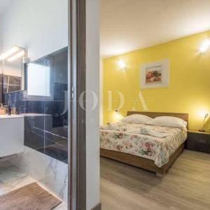 Labin, okolica, kuća za odmor sa bazenom na lijepoj lokaciji