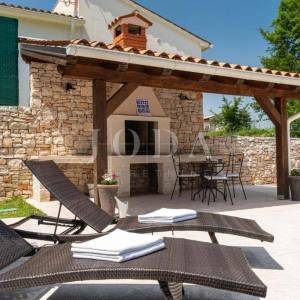 Labin, okolica, šarmantna istarska Villa