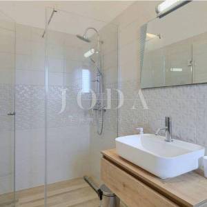 Labin, okolica, Villa za odmor sa bazenom i jaccuzijem na jedinstvenoj lokaciji