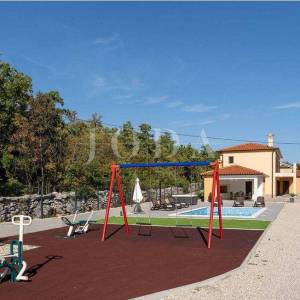 Labin, okolica, Villa za odmor sa bazenom i jaccuzijem na jedinstvenoj lokaciji