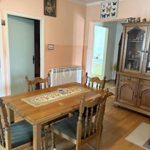 Labin, prostrana kuća nadomak centra grada