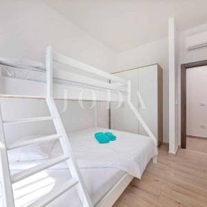 Labin, Villa sa bazenom na traženoj lokaciji