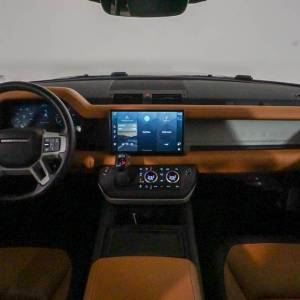 Land Rover Defender 110 X-DYNAMIC HSE 3.0D I6 MHEV 300HP AWD A8