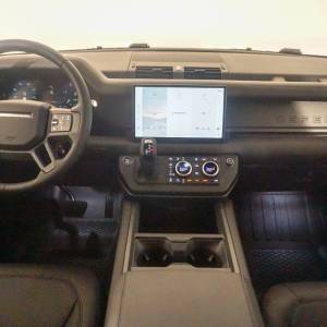 Land Rover Defender 110 X-DYNM SE 3.0 250HP AWD A8