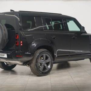 Land Rover Defender 110 X-DYNM SE 3.0 250HP AWD A8