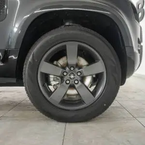 Land Rover Defender 110 X-DYNM SE 3.0 250HP AWD A8