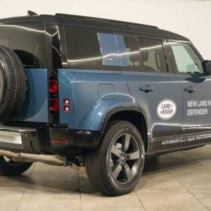 Land Rover Defender 3.0 X-DYN SE