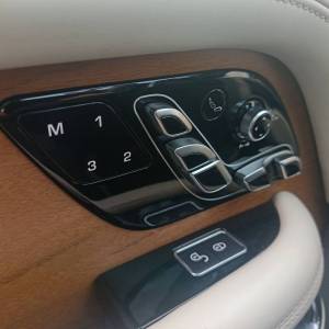 Land Rover Range Rover AUTOBIOGRAPHY 2.0T PHEV 404HP 4WD A8 LWB