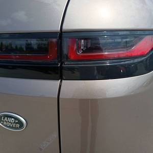 Land Rover Range Rover Evoque R-DYN LIMITED 2.0 163 AWD A9