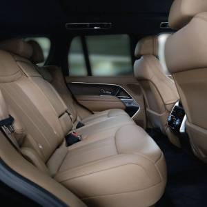 Land Rover Range Rover HSE 3.0D 300HP AWD A8