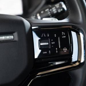 Land Rover Range Rover Velar SV- DYN SE 2.0 PHEV 404 AWD A8