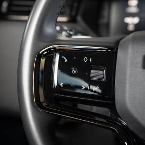 Land Rover Range Rover Velar SV- DYN SE 2.0 PHEV 404 AWD A8