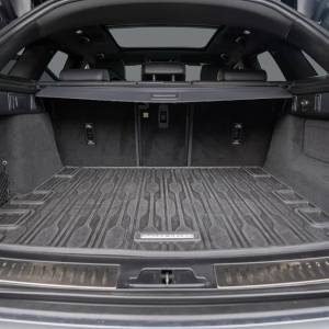Land Rover Range Rover Velar SV- DYN SE 2.0 PHEV 404 AWD A8