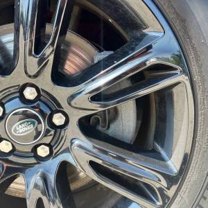 Land Rover Range Rover Velar SE 3.0D V6 300HP 4WD A8