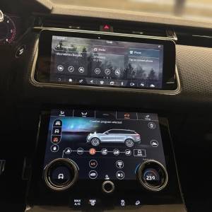 Land Rover Range Rover Velar R-DYN S 3.0 V6 300 4WD A8