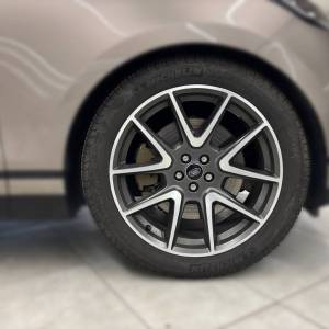 Land Rover Range Rover Velar 3.0 R-DYN SE 300 4WD A8 MHEV