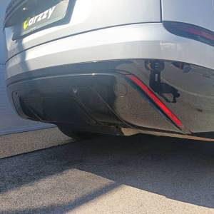 Land Rover Range Rover Velar SE 3.0D V6 300HP 4WD A8