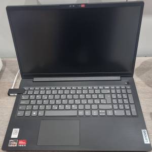 Laptop LENOVO V15 + HP laserski pisač GRATIS