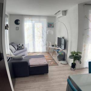 Lijep apartman s okućnicom, Malinska - otok Krk