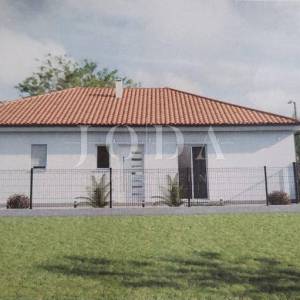 Lijepa prizemnica sa bazenom,Žminj